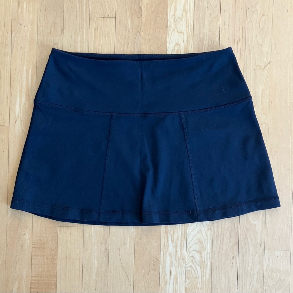 Lululemon black skirt size 10 What Goes Around Comes Around